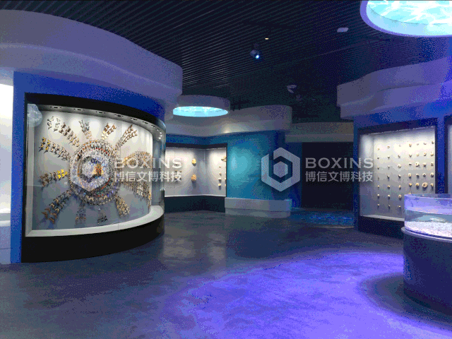 博物館展櫃（guì）