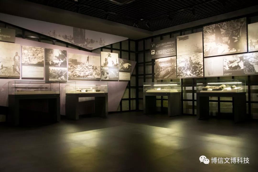 紀念（niàn）館展櫃